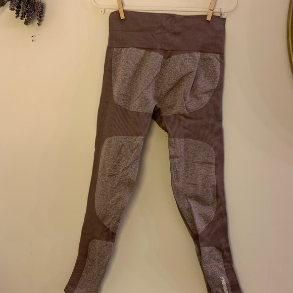 DOYOUEVEN seamless leggings in plum - Picture 2 of 4